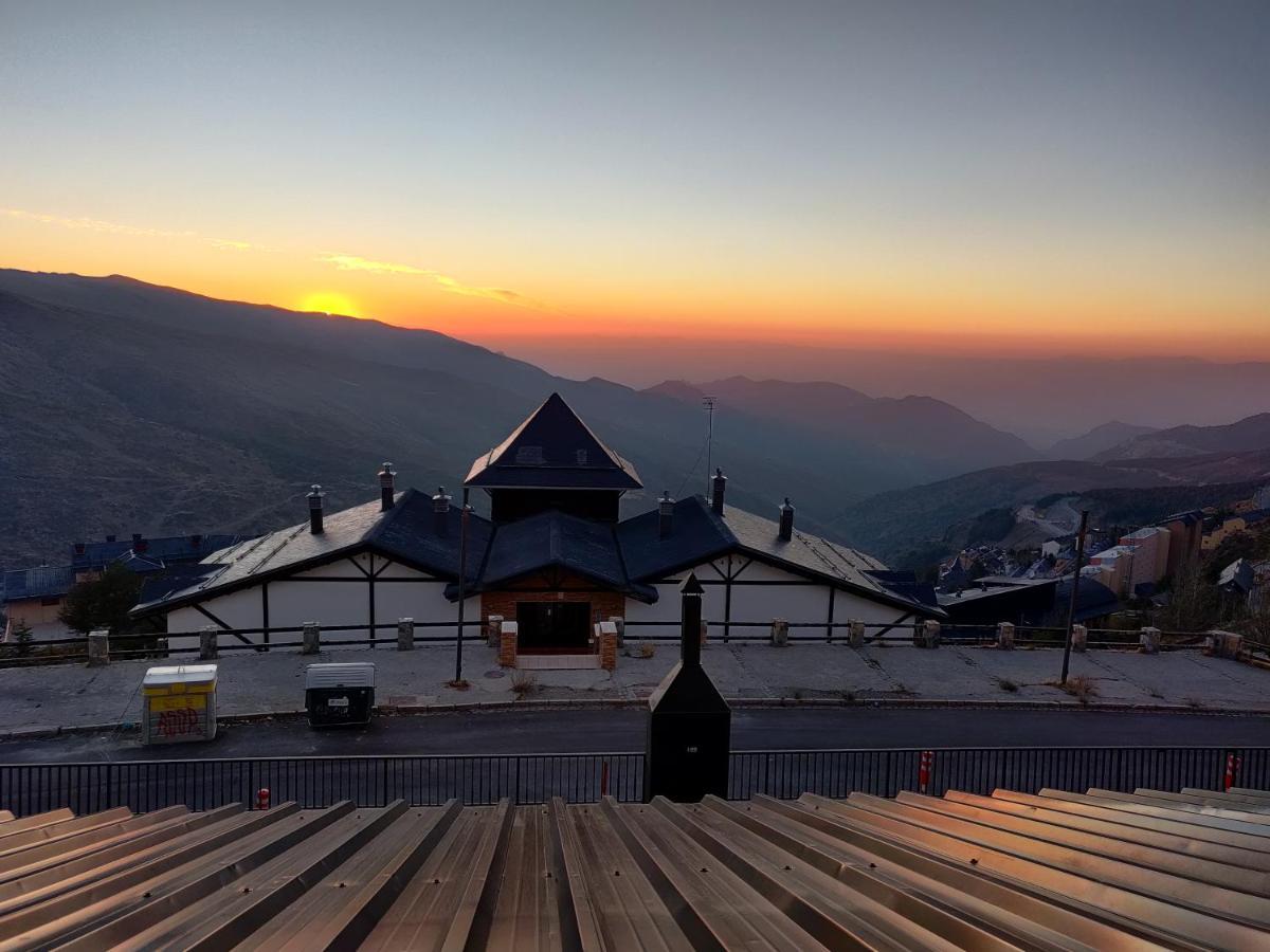 Apartamento Sierra Nevada Ski Y Ciclismo Bagian luar foto